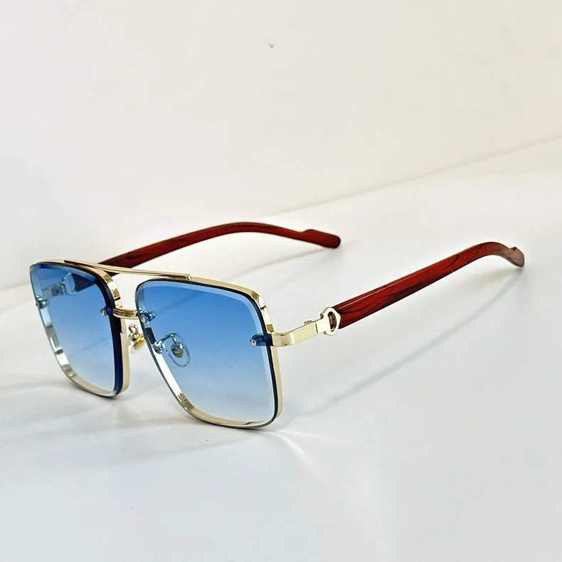 AuraWave™ – Luxuriöse Sonnenbrille mit Goldrahmen & Holzoptik